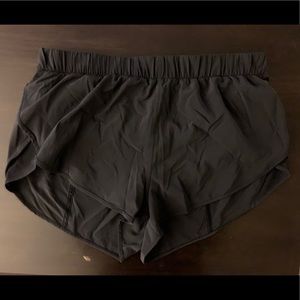 Hotty Hot Short ll 2.5”